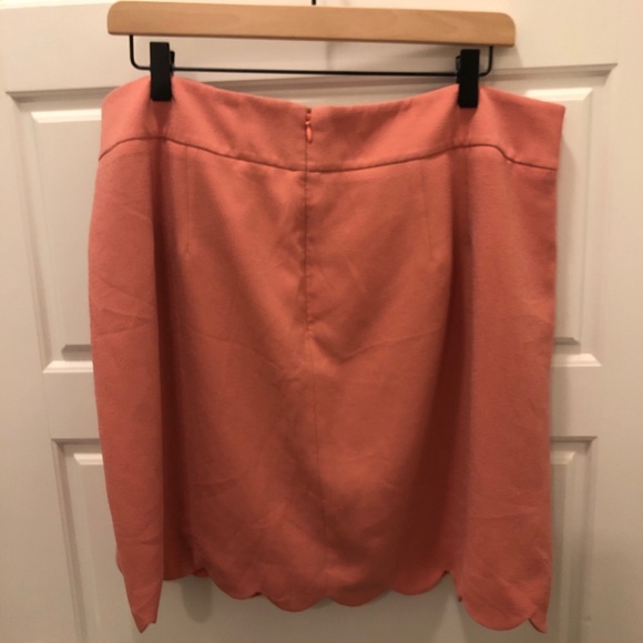 Perfect pink flowy skirt with scalloped hem! - Picture 2 of 3